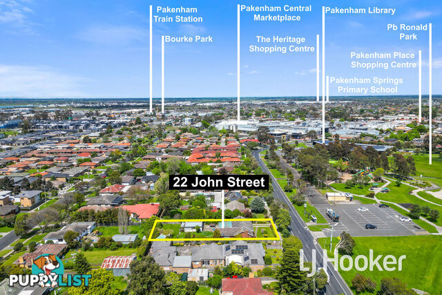 22 John Street PAKENHAM VIC 3810