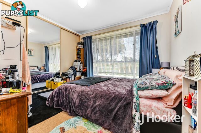 22 John Street PAKENHAM VIC 3810