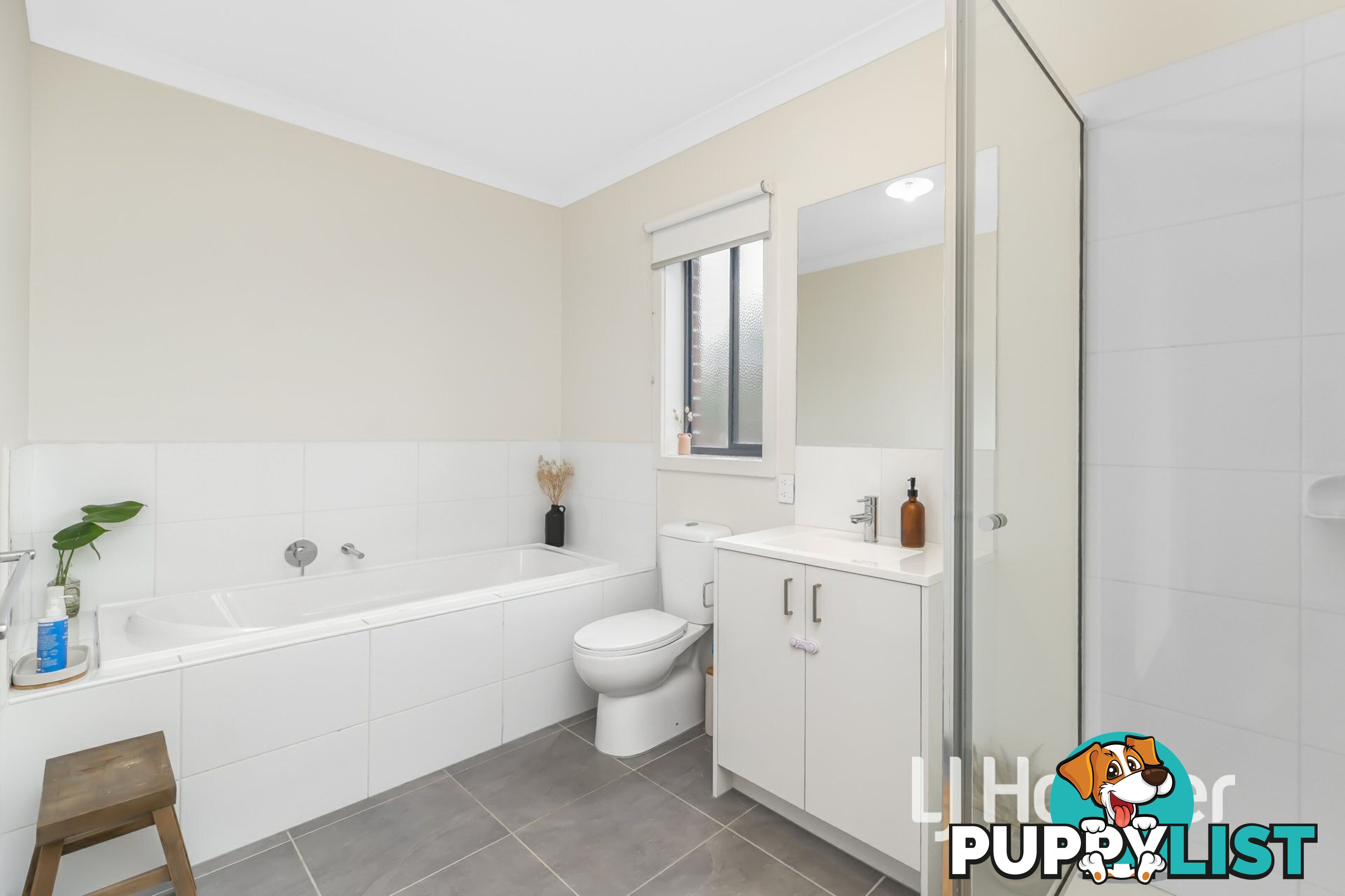 11 Allure Place BUNYIP VIC 3815