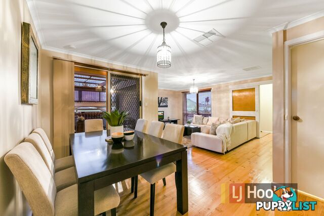 12 Rolland Court ENDEAVOUR HILLS VIC 3802