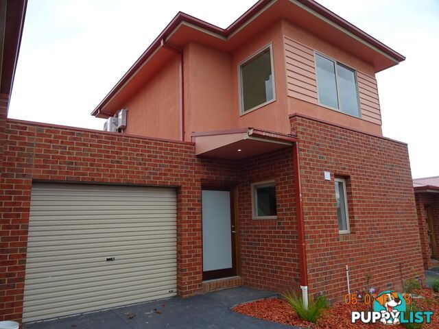 2/42 King George Parade DANDENONG VIC 3175