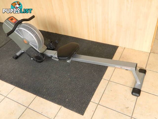 Achieve Free Stroke Rower / Rowing Machine