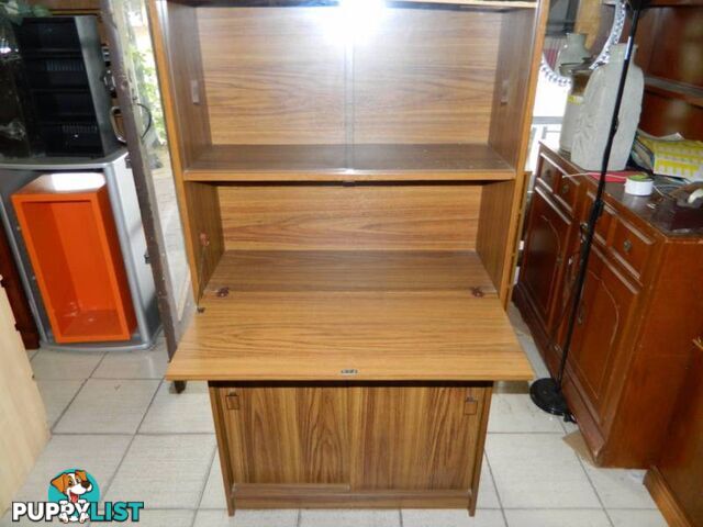 Retro Wooden Kitchen Hutch / Liquor Cupboard