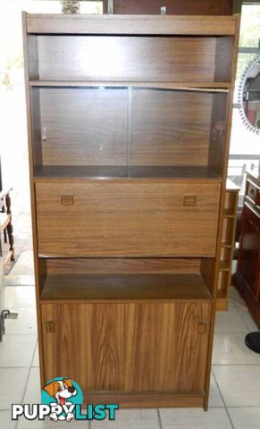 Retro Wooden Kitchen Hutch / Liquor Cupboard