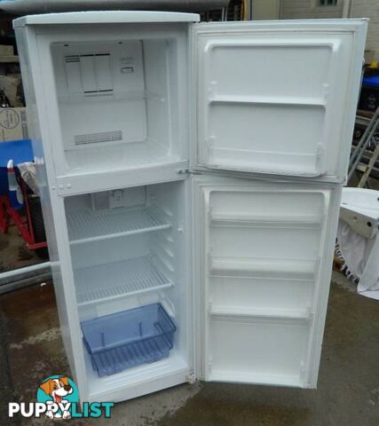 Lemair RDM-215FF 215L Fridge / Freezer