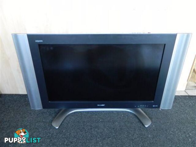 Sharp 32" LCD TV - LC32BD6X - no remote