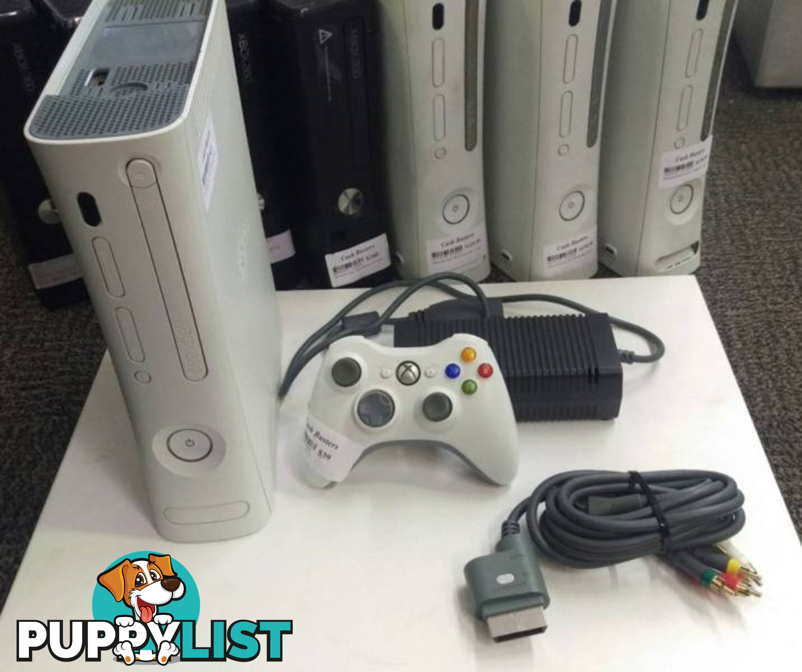 Xbox 360 white console w/ remote & leads