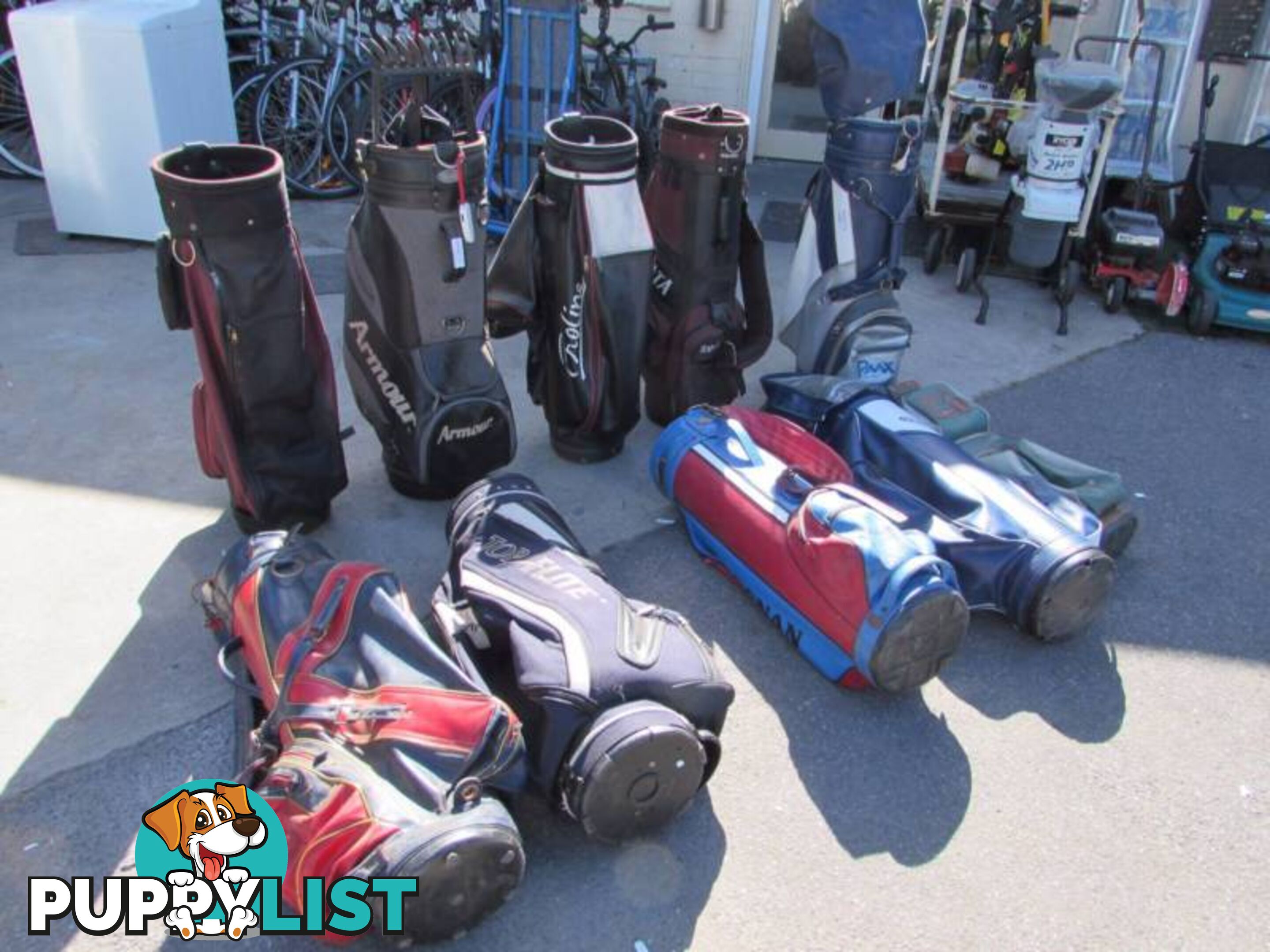 Assortment of golf bags !!! BARGIN !!! $5 Each !!!