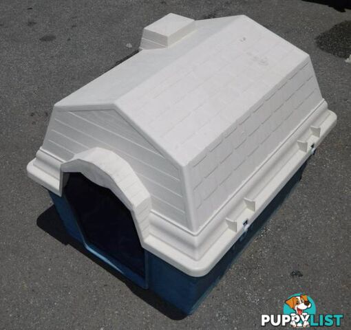 Sturdy Plastic Dog Kennel