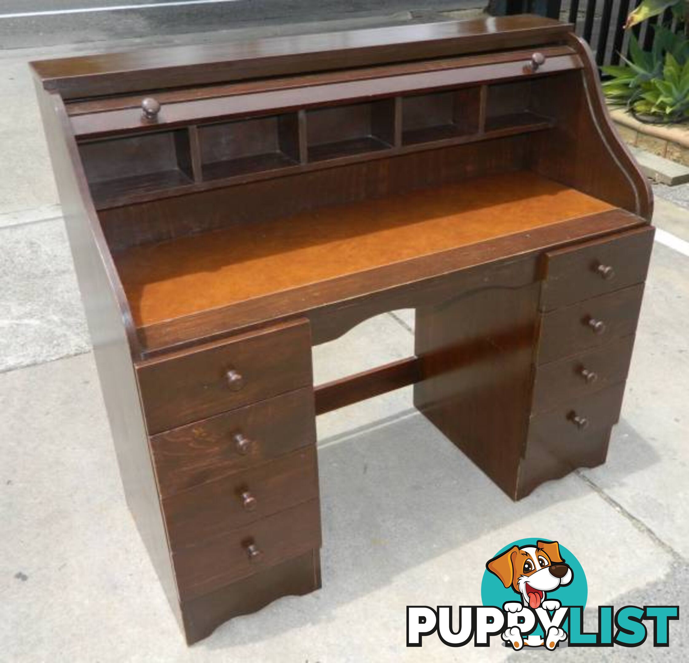 Retro Wooden Roll Top Desk !!!