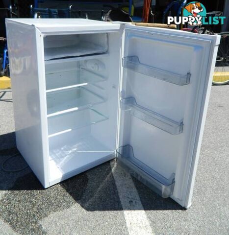 CHANGHONG BAR FRIDGE/FREEZER