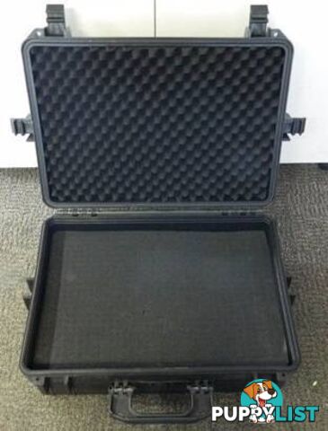 Sturdy Travel Hardcase with inner padding foam !!!