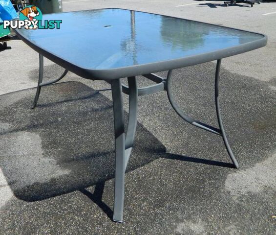 Lovely Glass Outdoor Dining Tables !!!