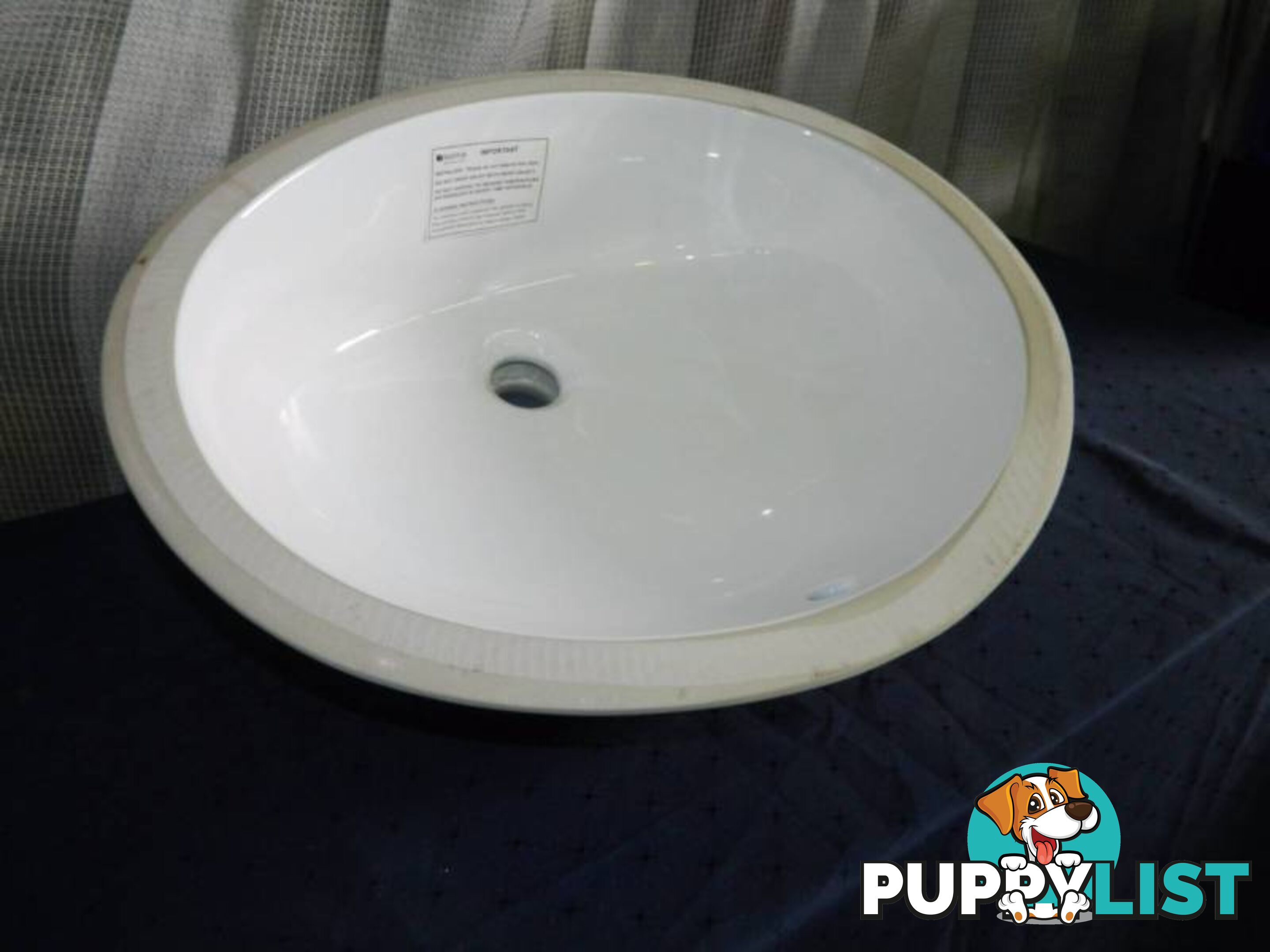 Seima Ceramic Oval Hand Basin , Good Condition !!!