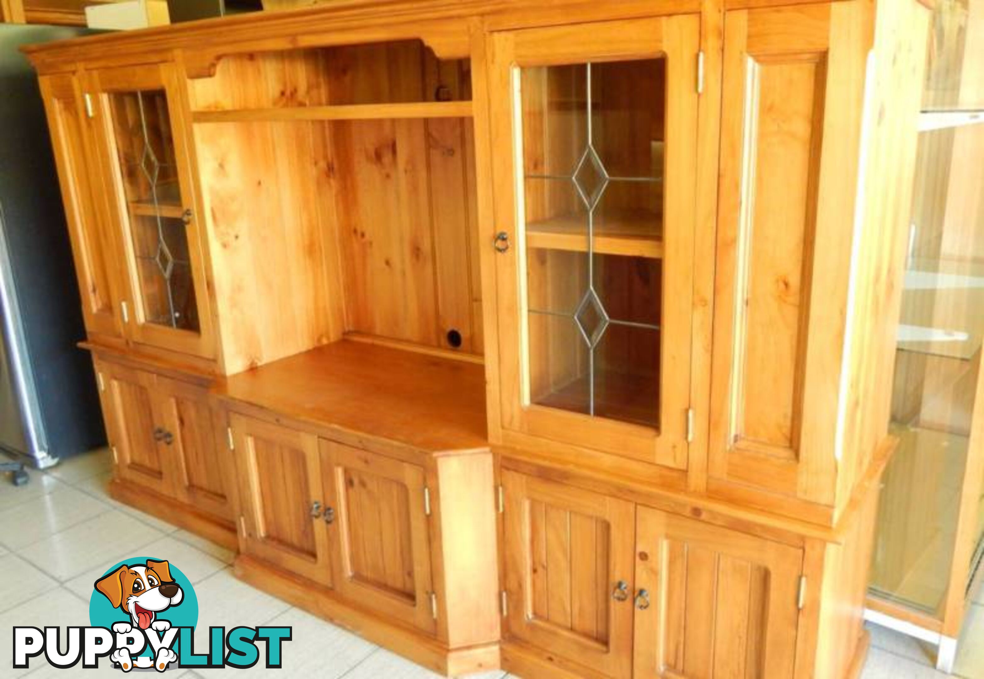 WOODEN TV CABINET ENTERTAINMENT UNIT GLASS DOORS DVD RACKS SHELF