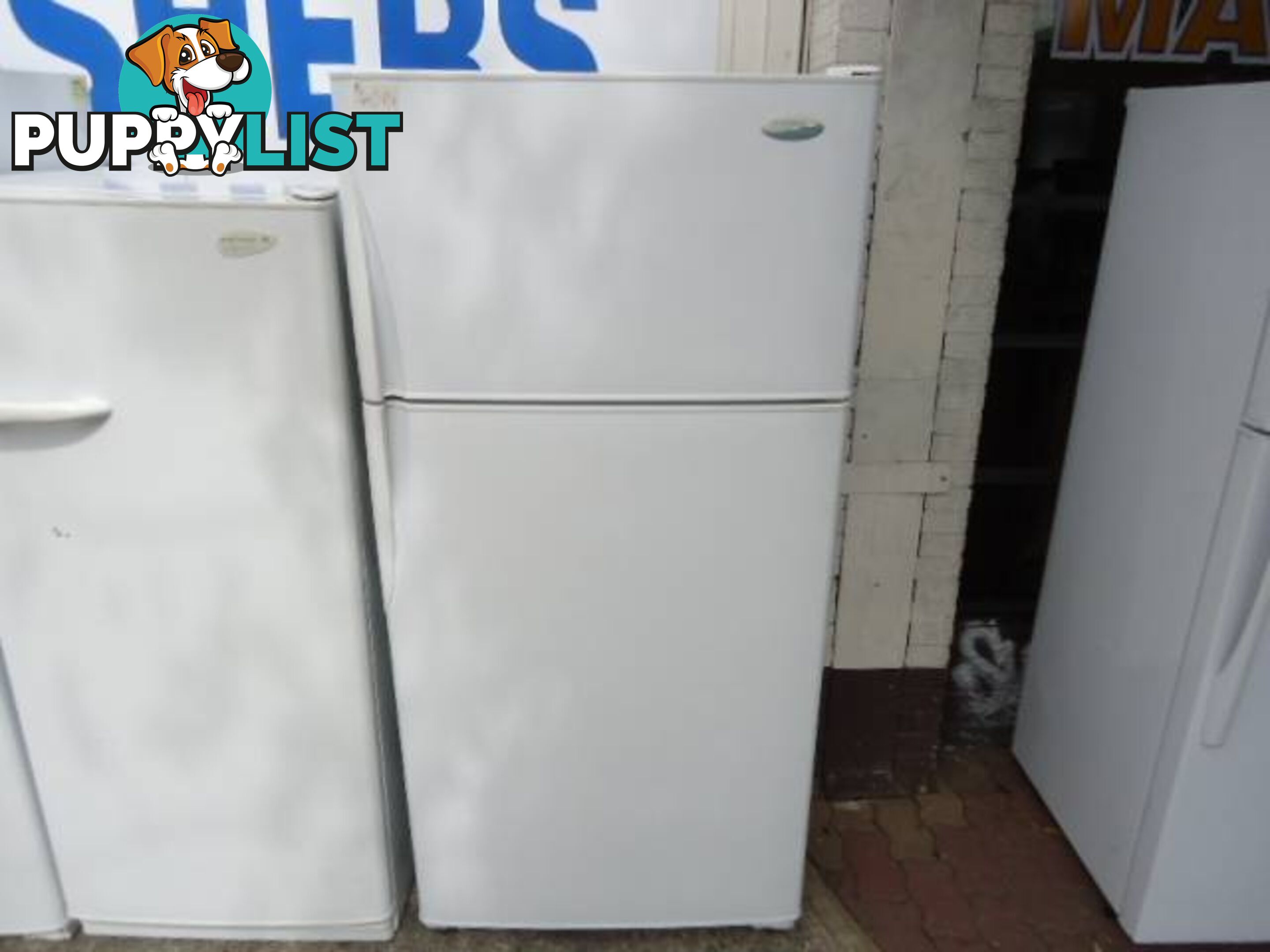 HUGE WESTINGHOUSE FREESTYLE 521LT FRIDGE/FREEZER