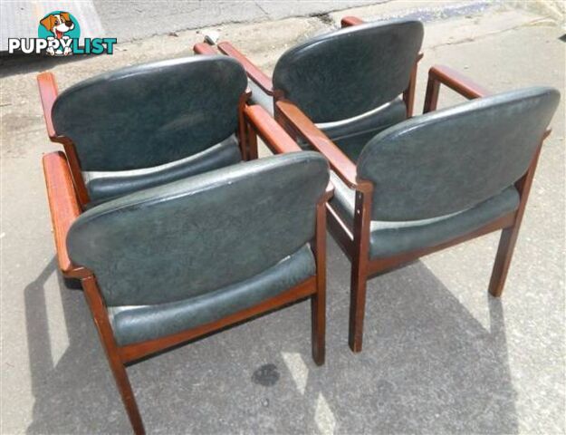 Comfy Set of 4 Green Cushioned Wooden Dining Chairs !!!