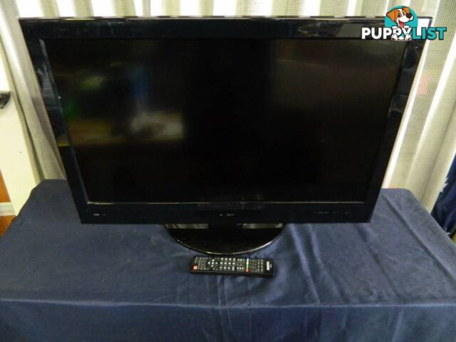 Sanyo 32" LCD TV with Remote