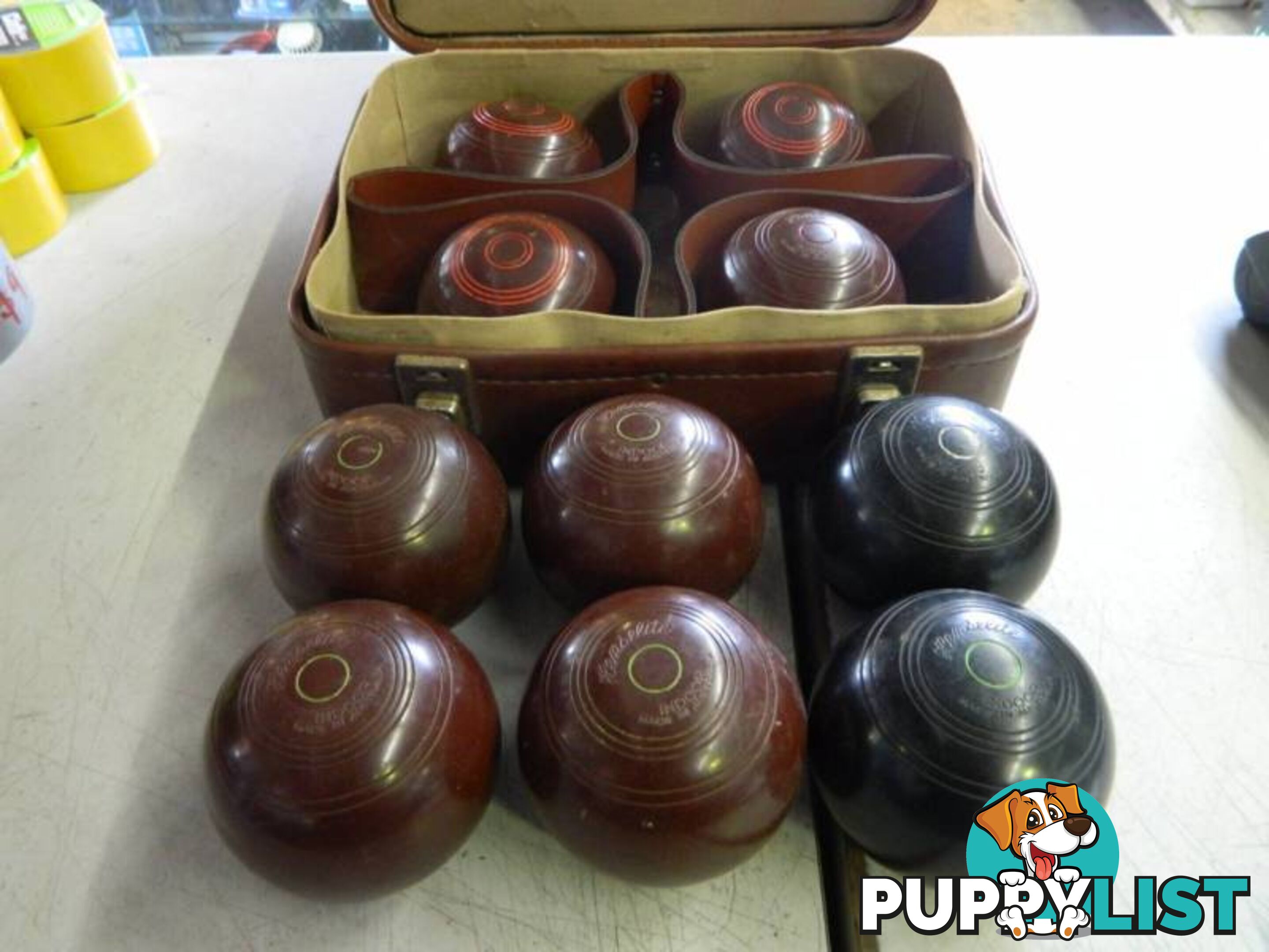 Set of 10 mini Indoor Henselite Lawn Bowls in carry bag