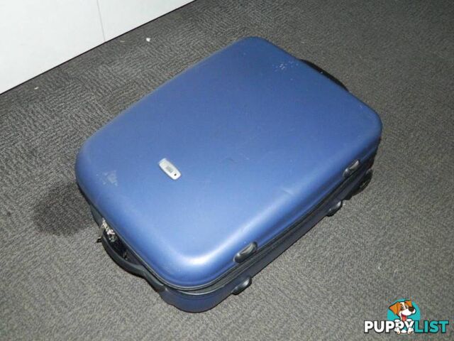 Paklite Hardcase travel Suitcase with pull handle !!!