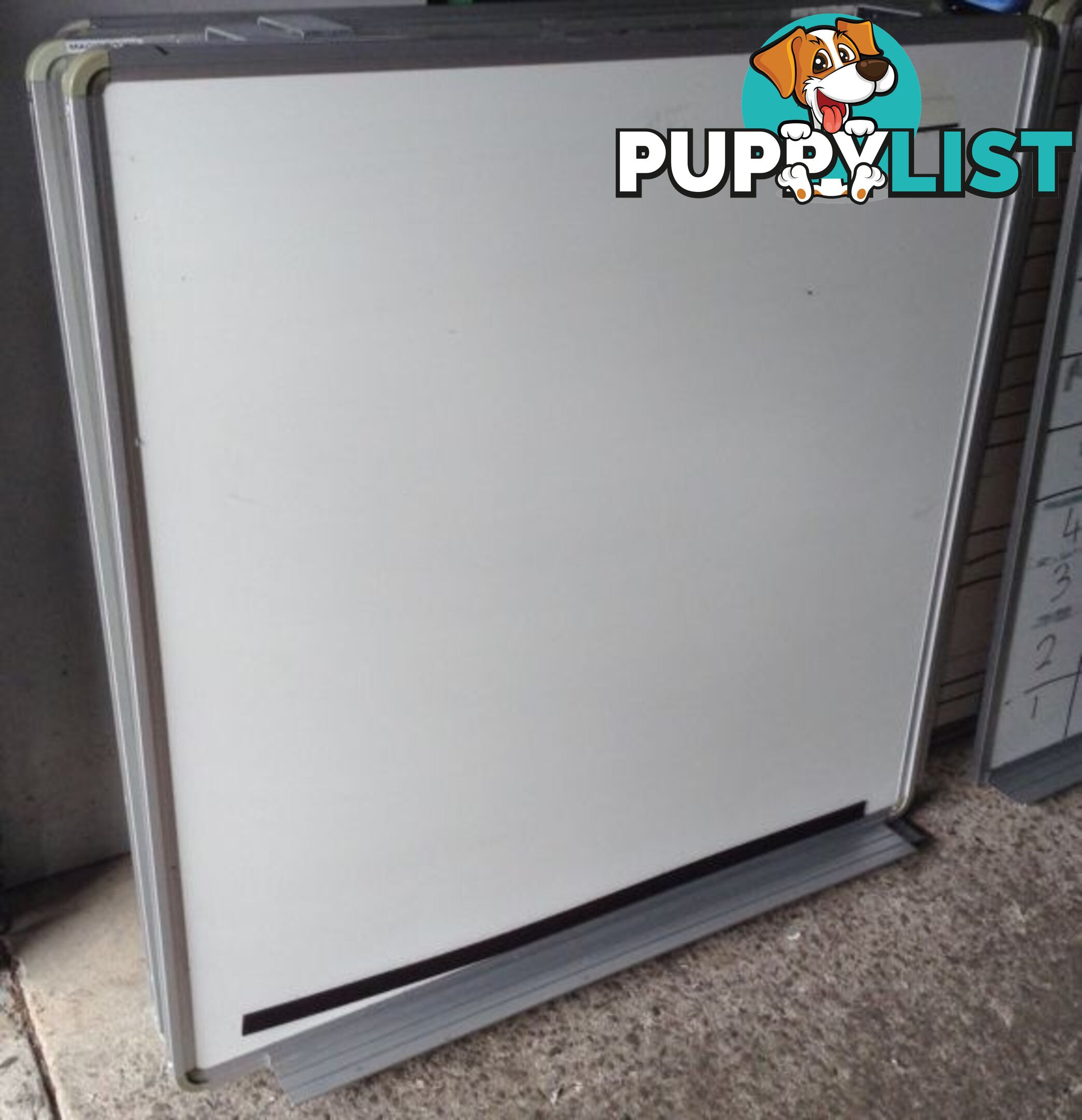 90x90 Whiteboard Excellent Condition