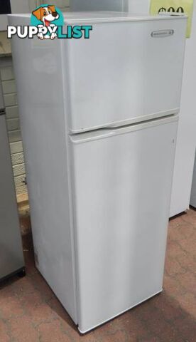 Bargain. Kelvinator 220L C220H Fridge / Freezer