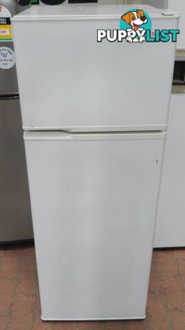 Bargain. Kelvinator 220L C220H Fridge / Freezer