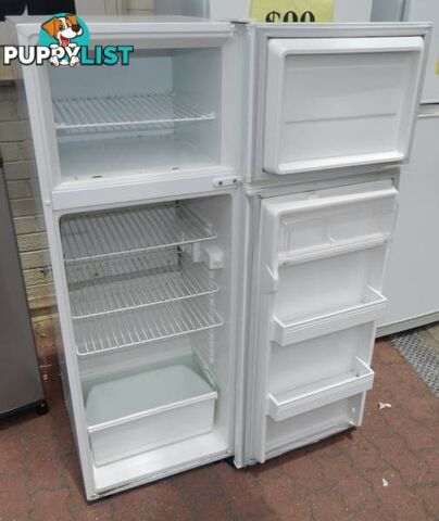 Bargain. Kelvinator 220L C220H Fridge / Freezer