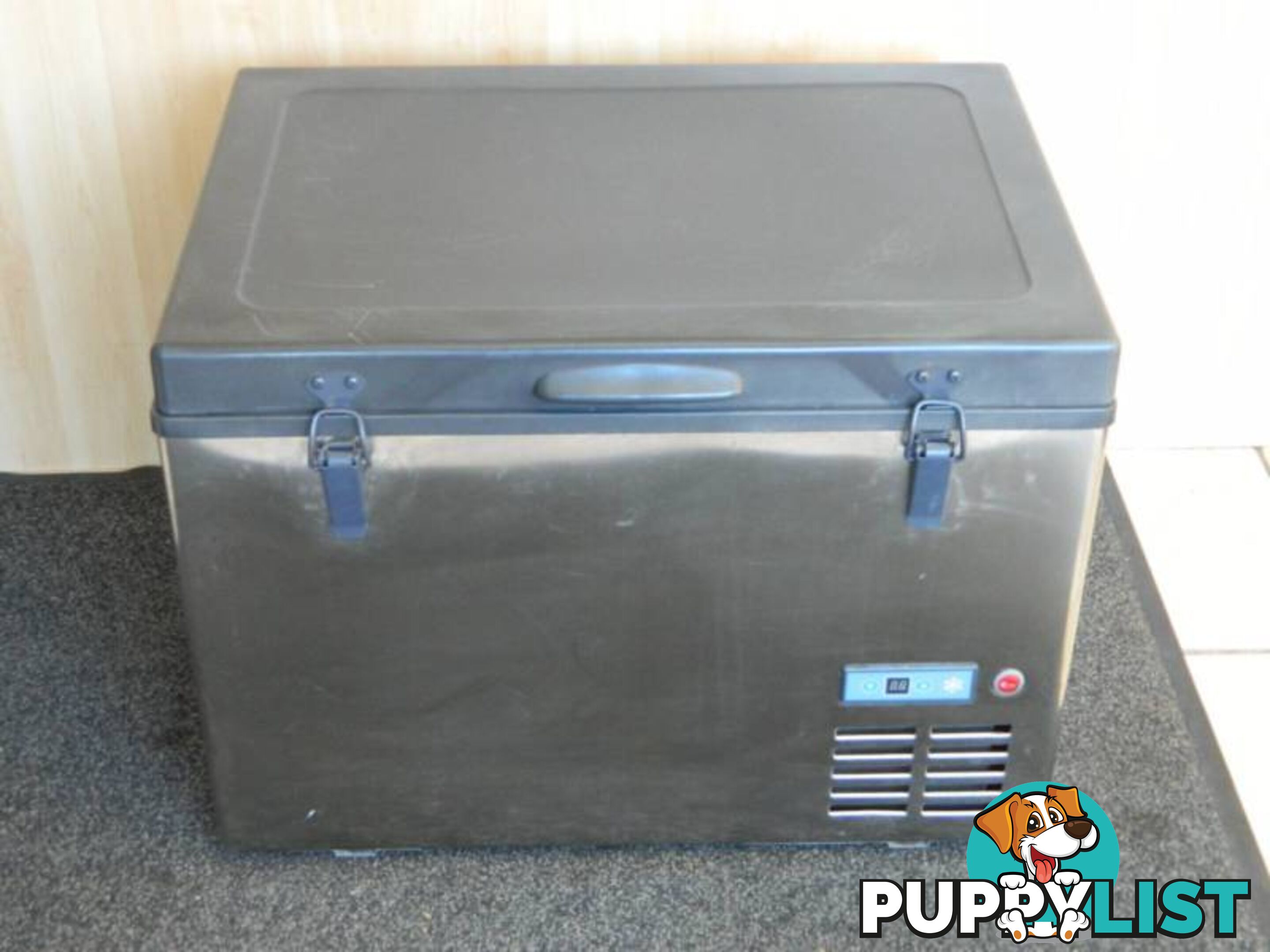 45L Portable Two way (12V/24V) Camping Fridge !!!