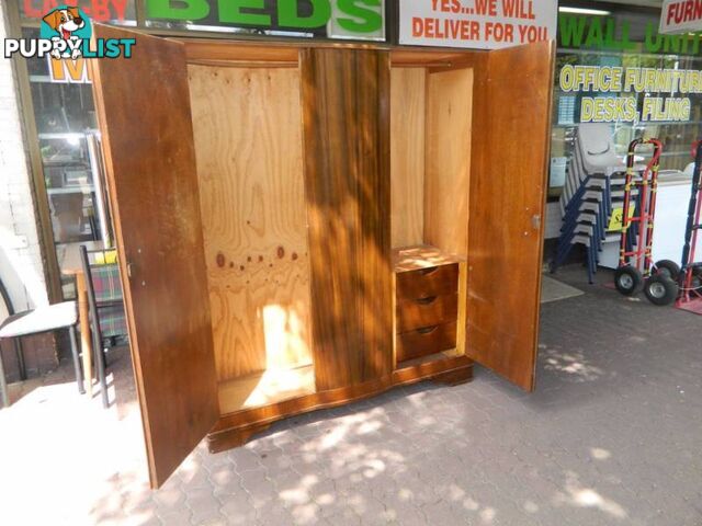 Solid Retro Timber Wardrobe with drawers inside + 2 keys !!!