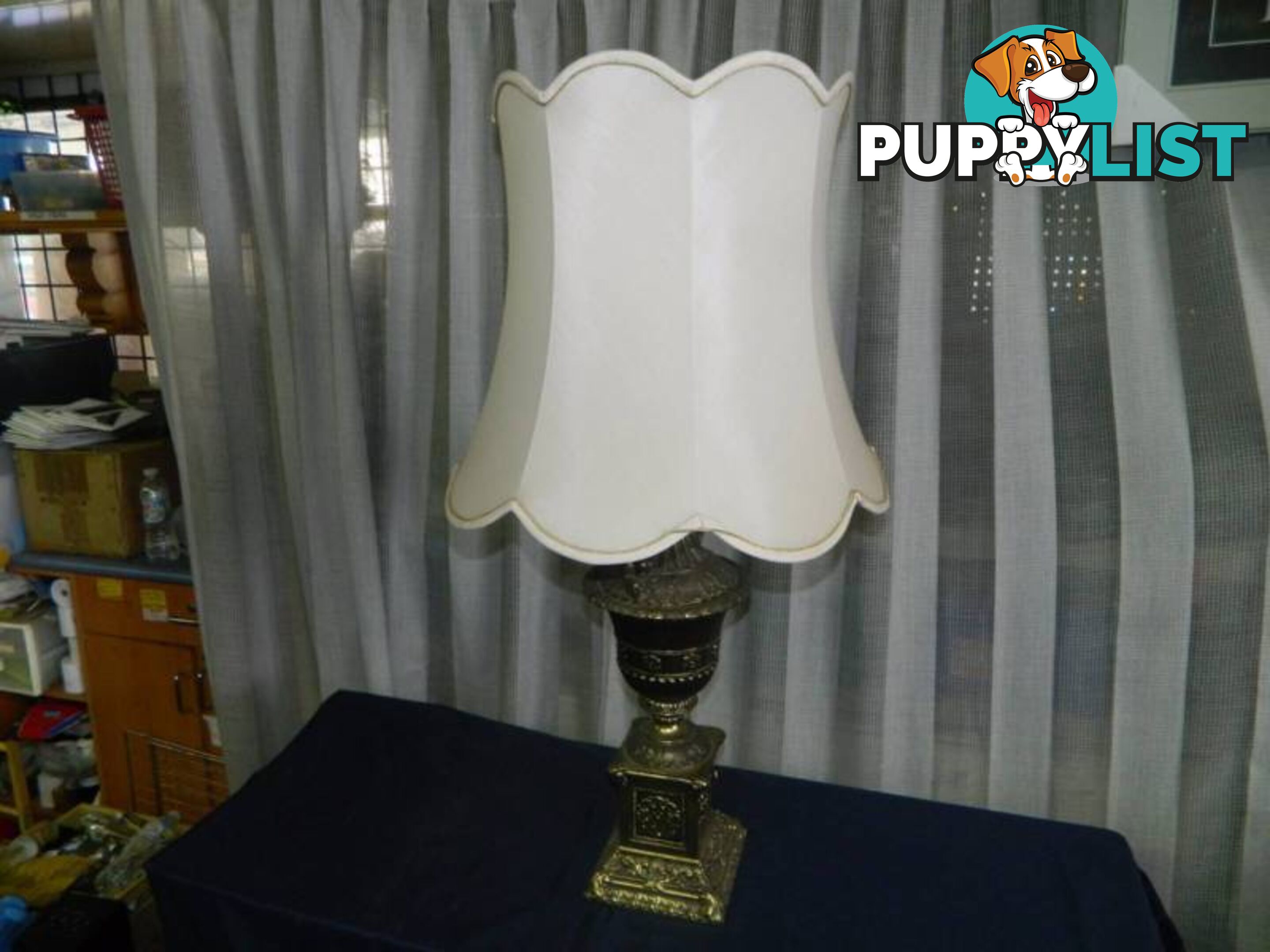 Retro Antique Stylish Lamp with Shade