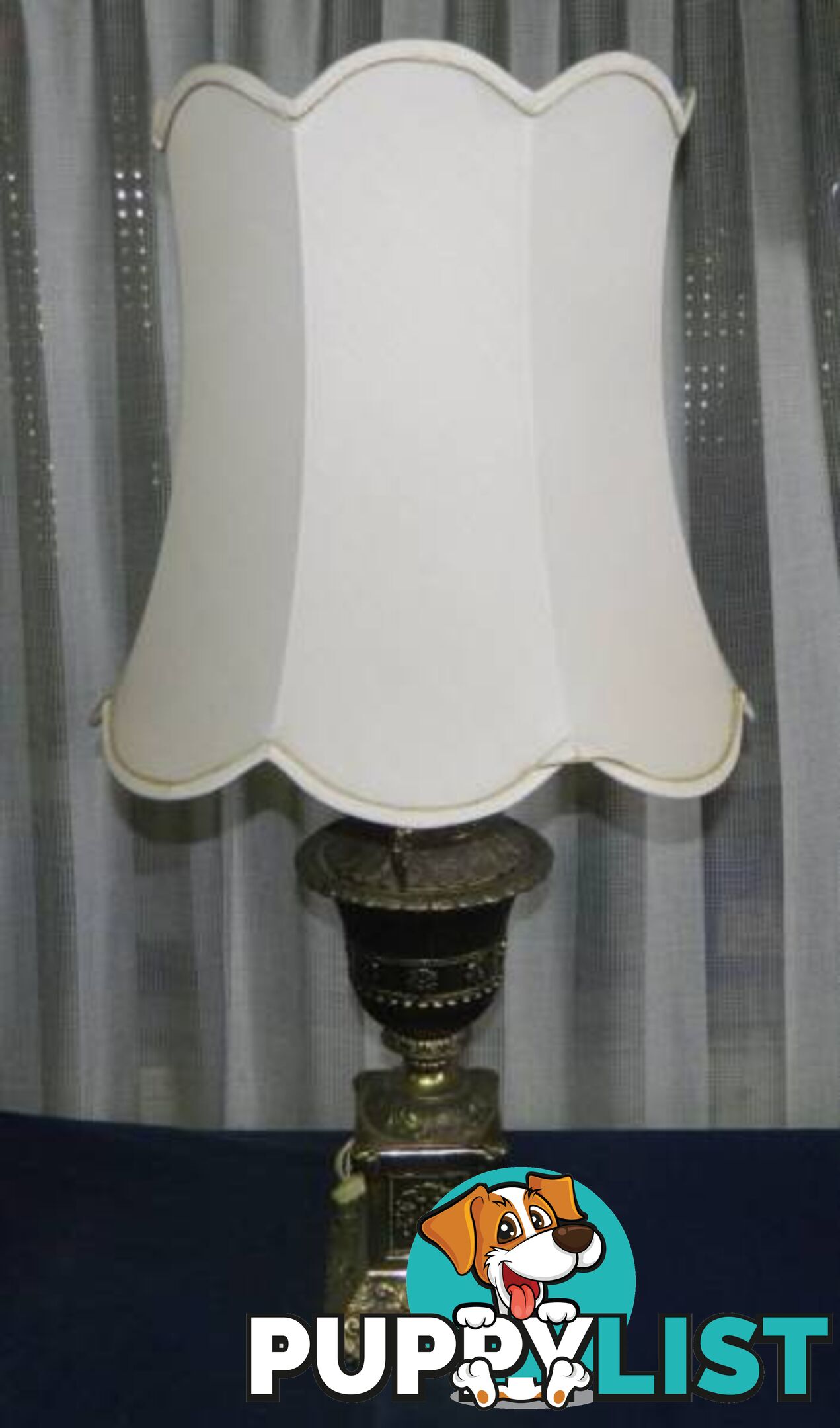 Retro Antique Stylish Lamp with Shade