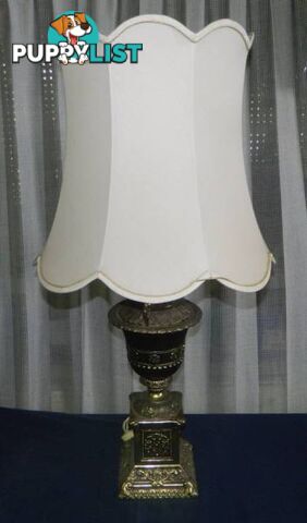 Retro Antique Stylish Lamp with Shade