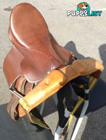 Brown Leather Junior Horse Riding Saddle Great Condition