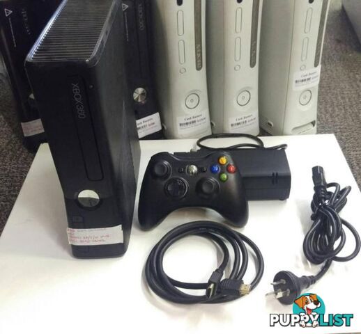 Xbox 360 Black Slim console w/ remote & leads Great for Christmas