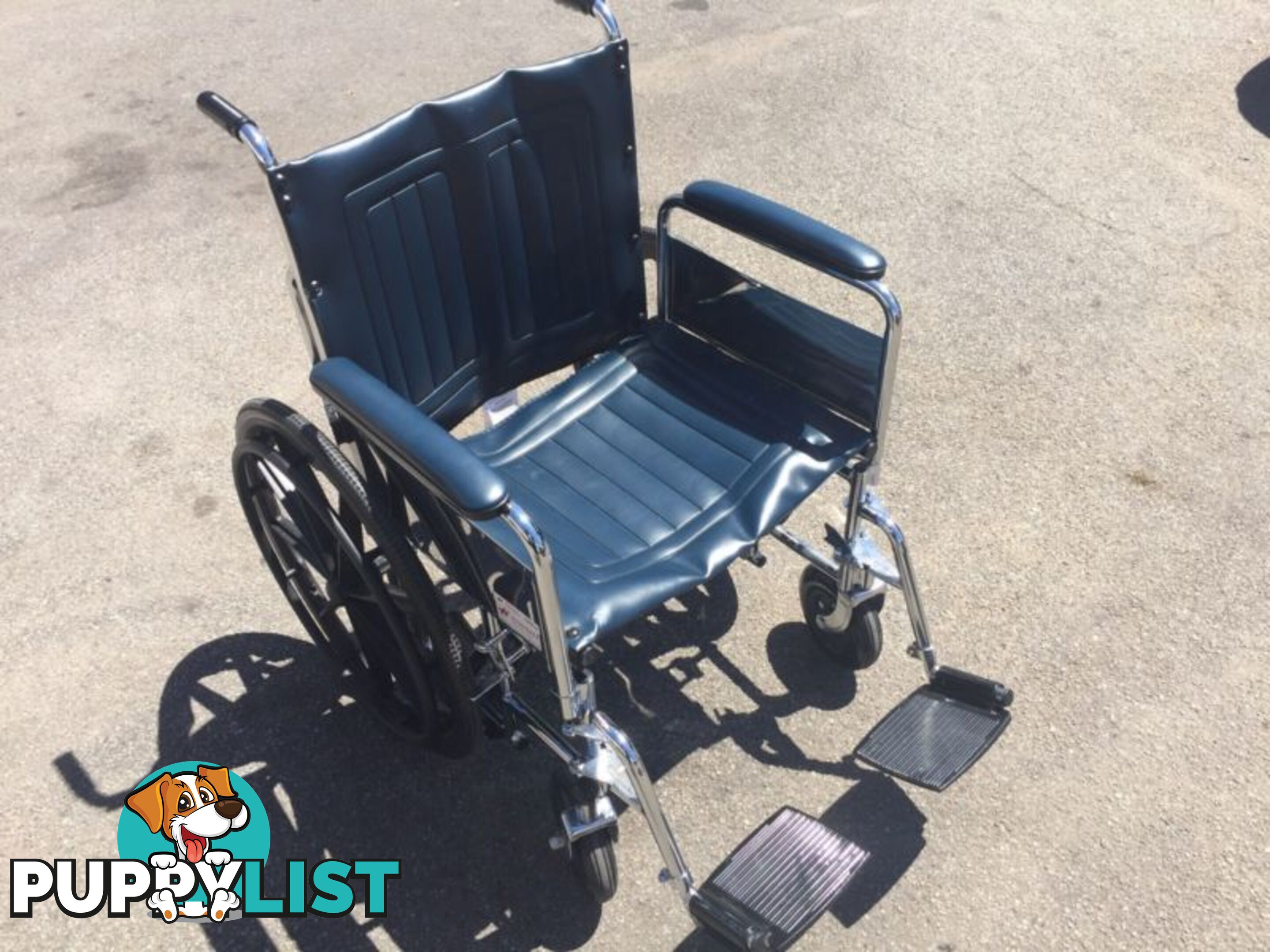 Wheelchair extra wide seat 220kg fold up self propelled like new