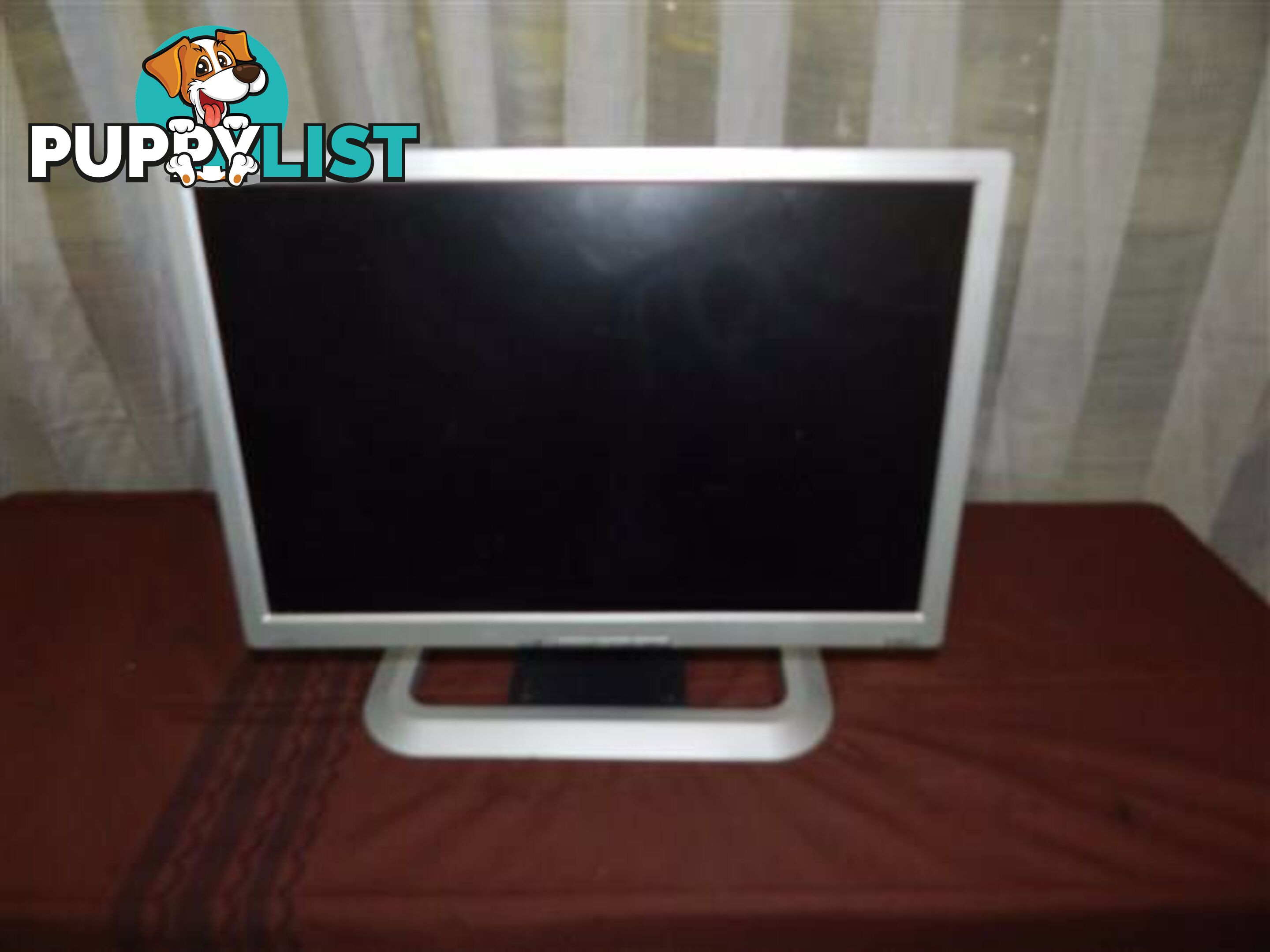 HP 20" L2045W LCD Monitor !!!