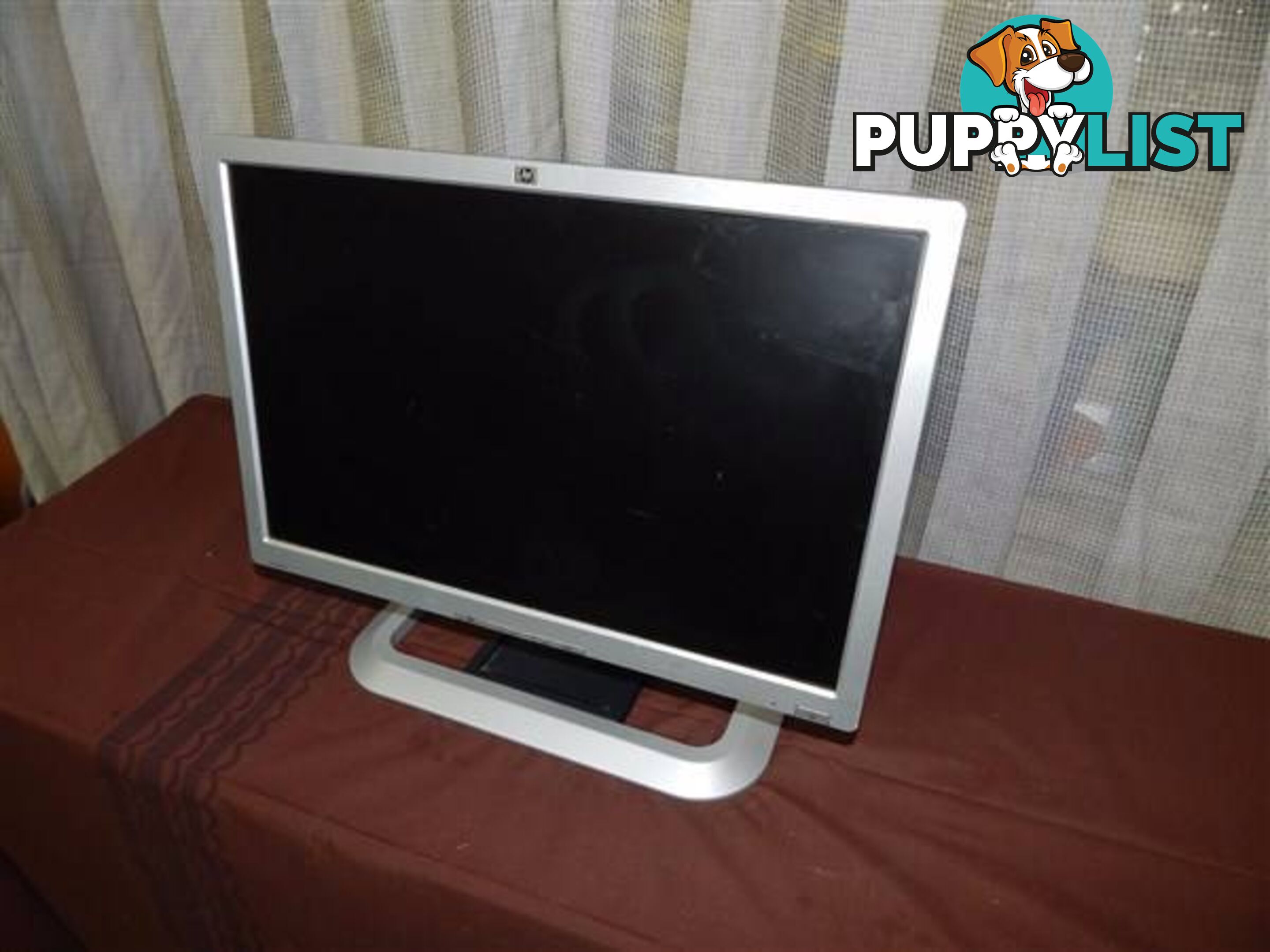 HP 20" L2045W LCD Monitor !!!