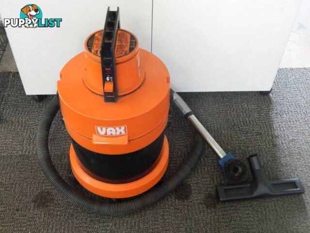 Powerful Vax Outdoor / Indoor Vacuum Cleaner