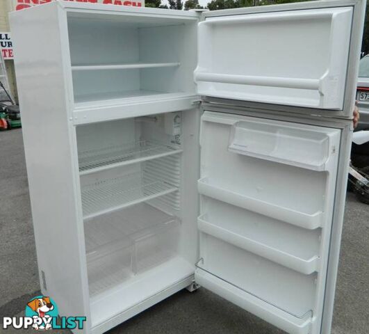 Kelvinator Fridge/Freezer Impression Series 500L