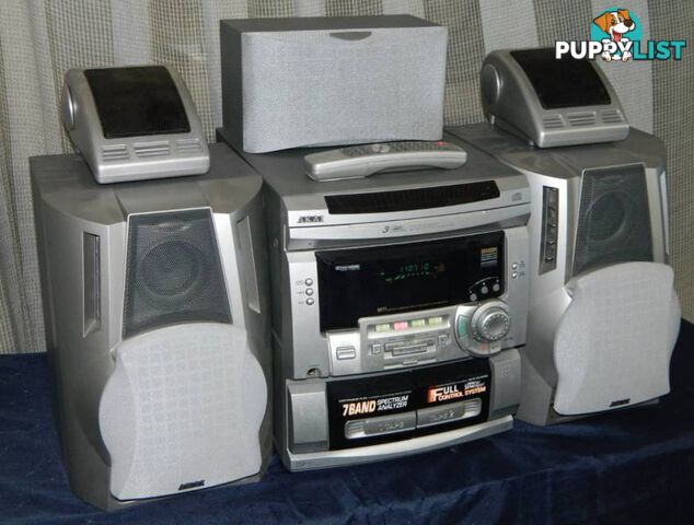 Akai 5 Speaker Stereo System With Remote, Radio, Tape & CD !!!