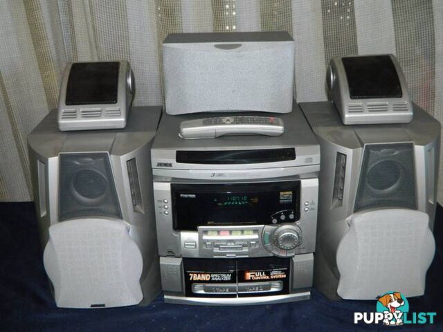 Akai 5 Speaker Stereo System With Remote, Radio, Tape & CD !!!