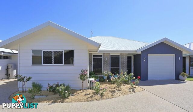 5/6 Back Hill Dr CORAL COVE QLD 4670