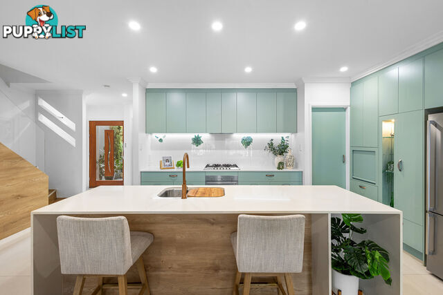 16 Sarina Pl MAROOCHYDORE QLD 4558