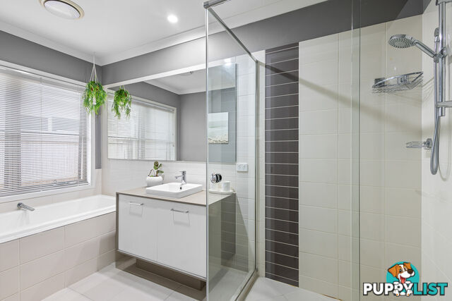 4 Golden St CALOUNDRA WEST QLD 4551