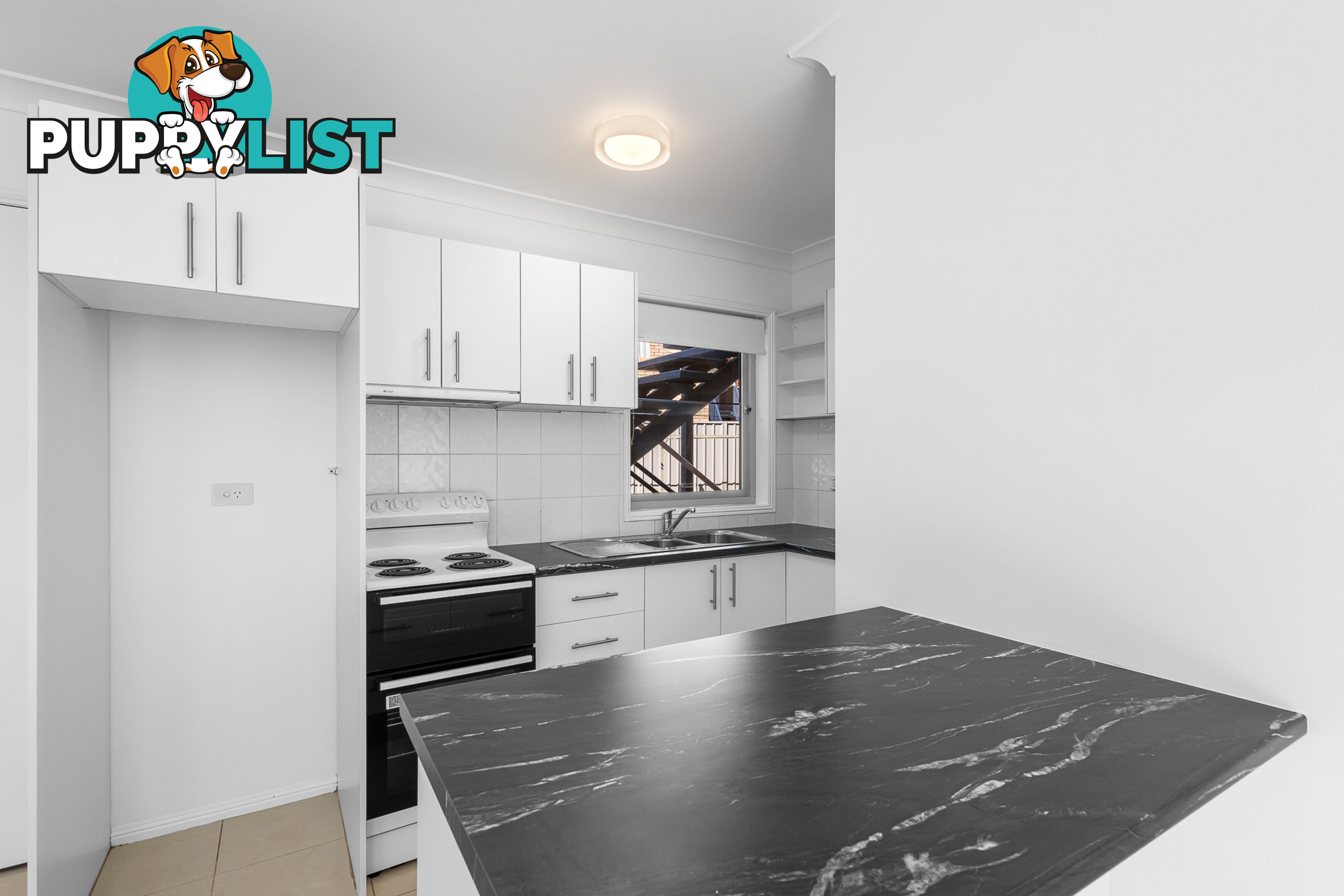 2/51 Edward St ALEXANDRA HEADLAND QLD 4572