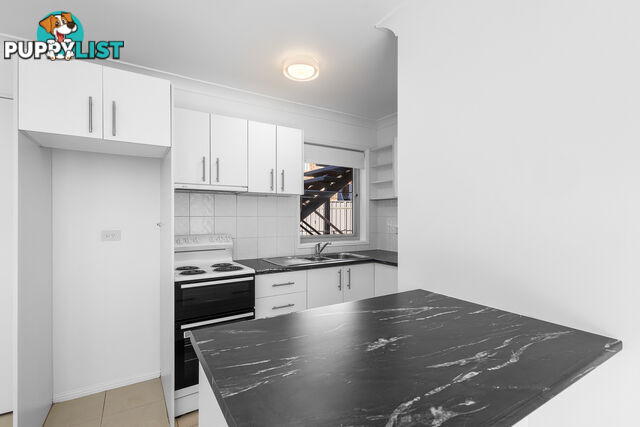 2/51 Edward St ALEXANDRA HEADLAND QLD 4572