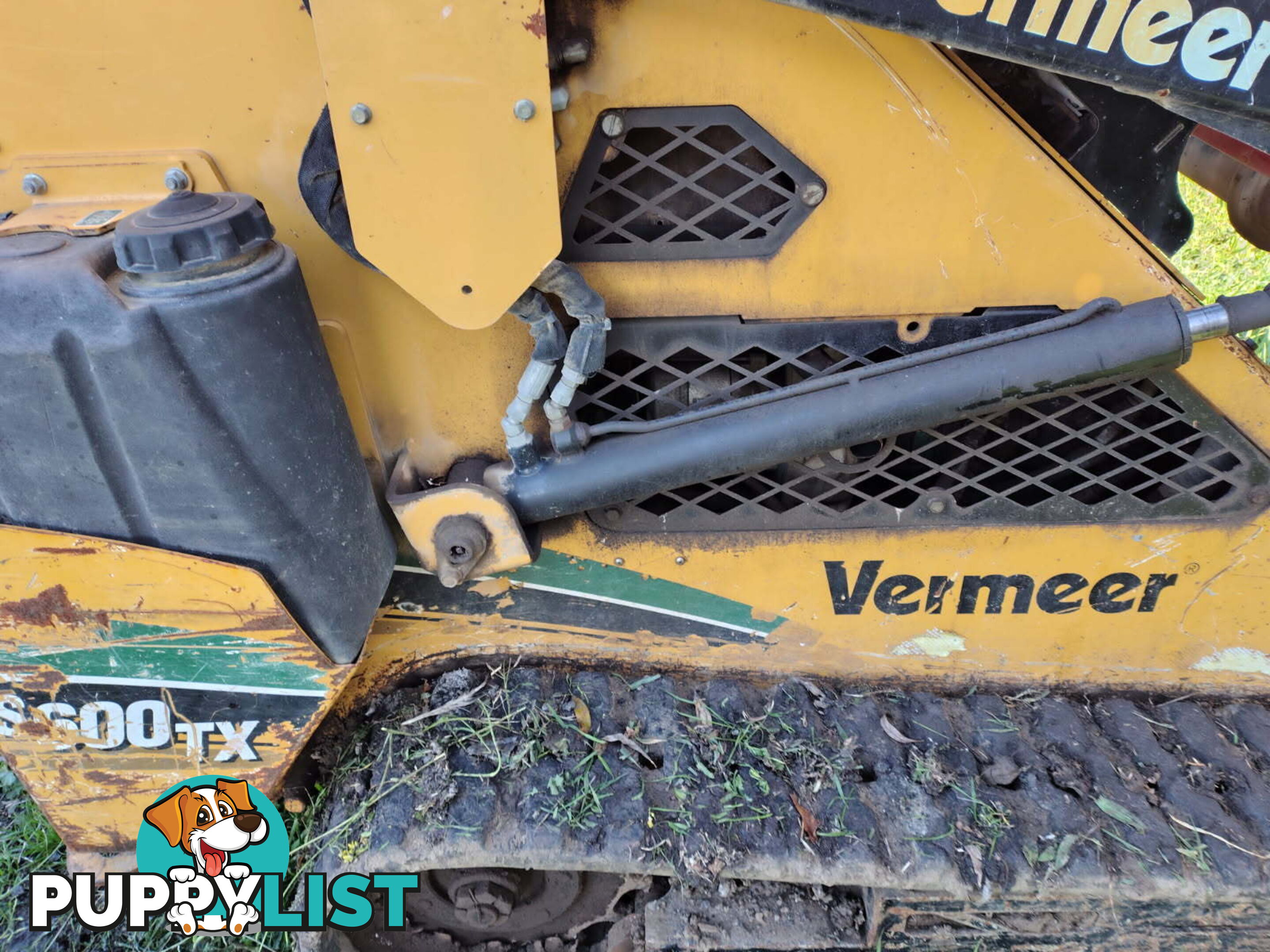 Vermeer S600TX Skid Steer with 4-in-1 Bucket