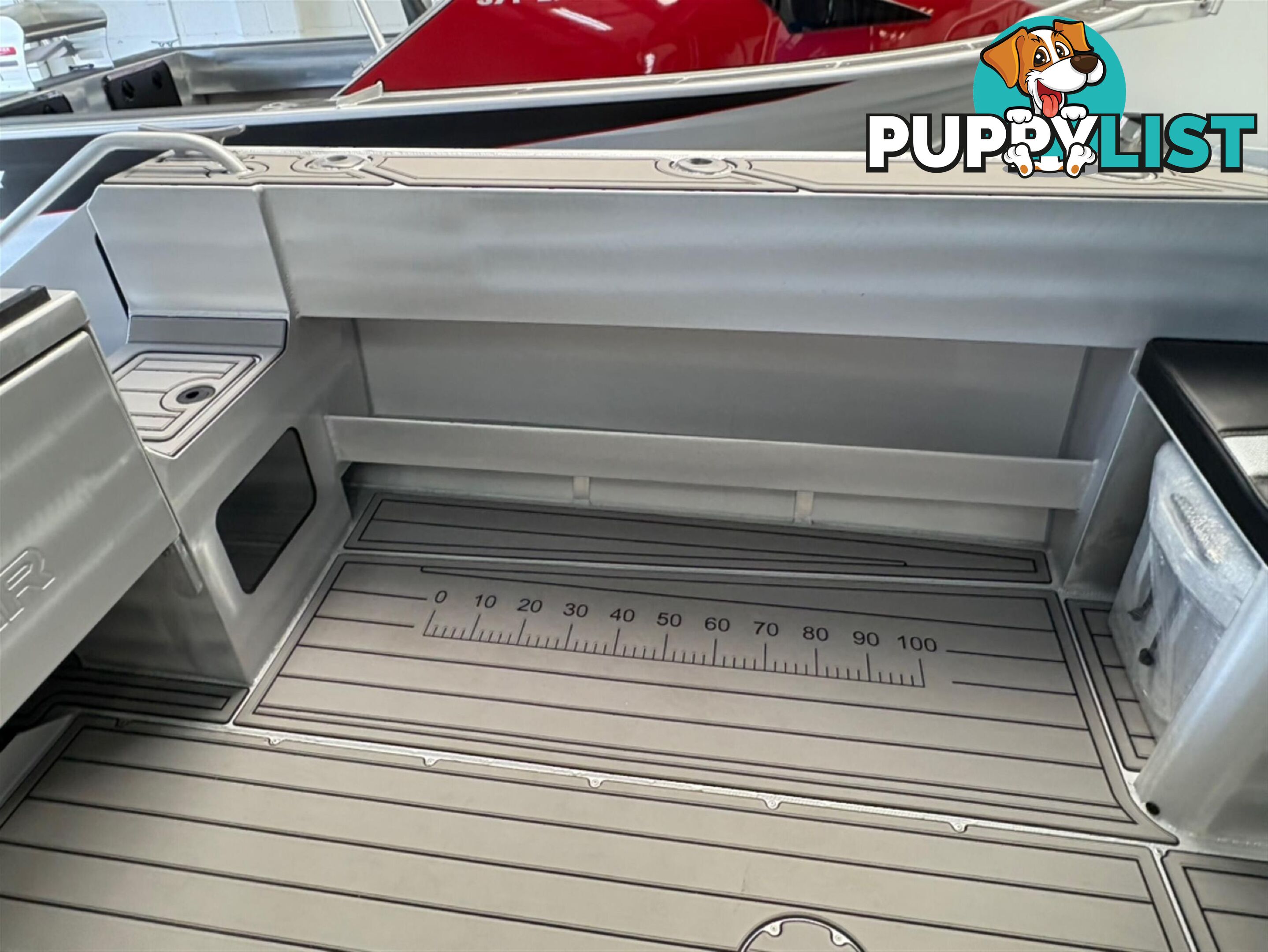 MCLAY 661 CROSSOVER BOAT HARDTOP