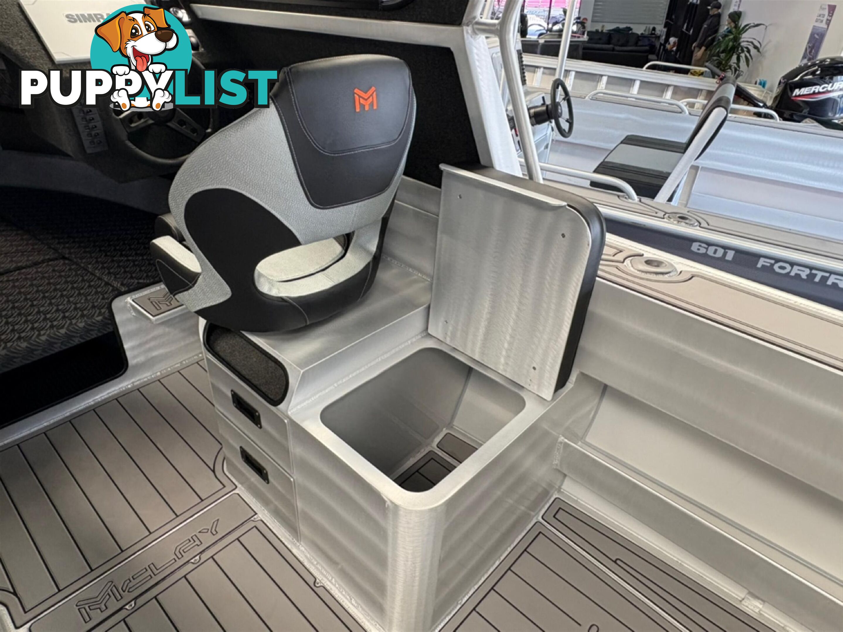 MCLAY 661 CROSSOVER BOAT HARDTOP